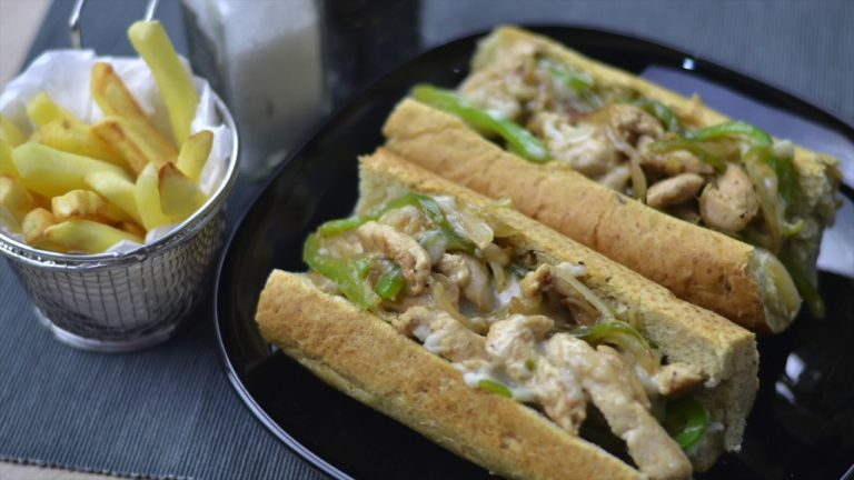 Read more about the article Chicken Philly Cheesesteak Sandwich
