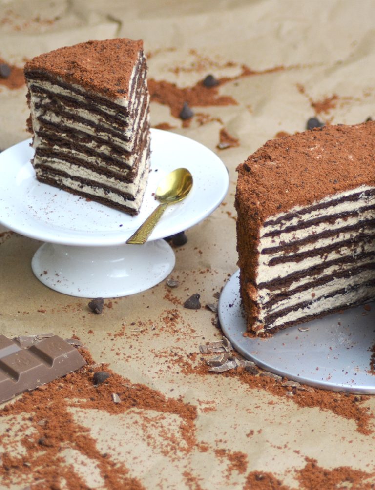 Read more about the article Chocolate Medovik Honey Cake without oven
