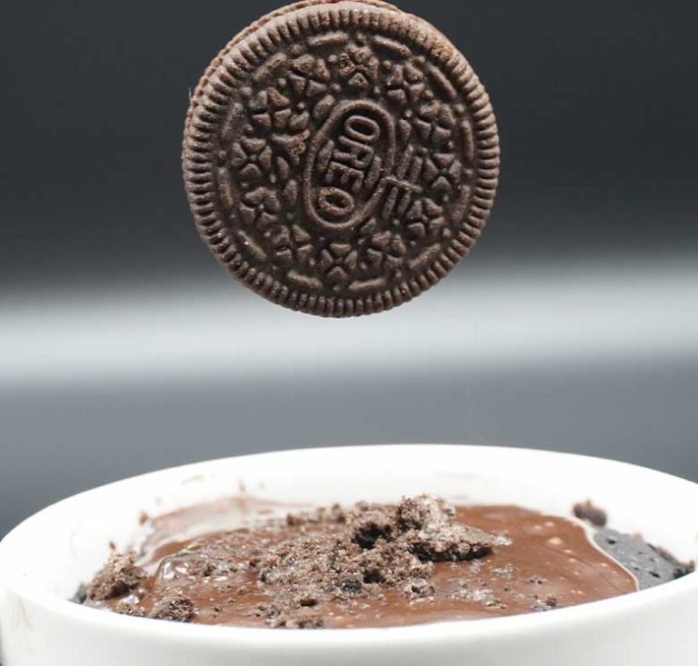 Read more about the article Oreo Mug Cake