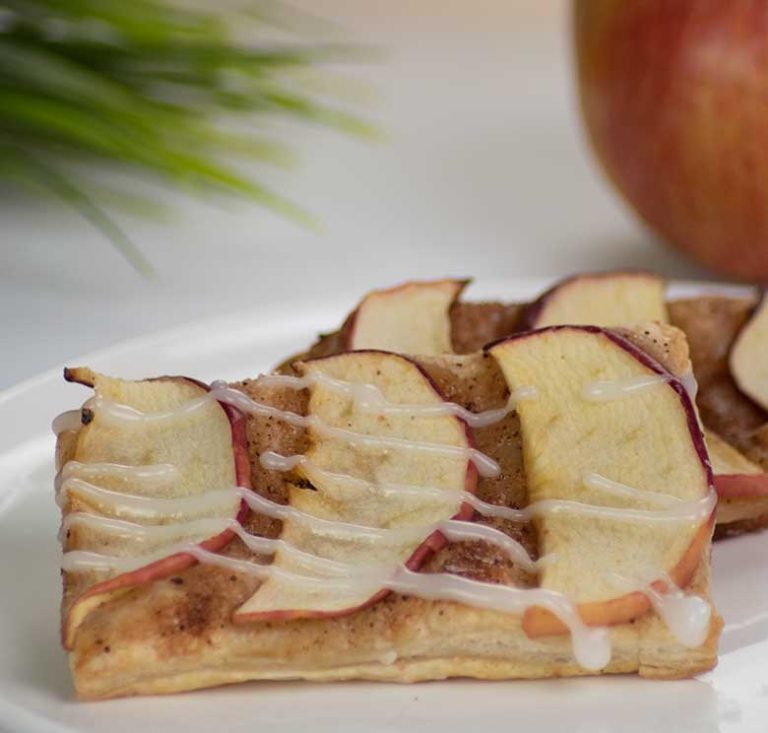 Read more about the article Easy Apple Puff Pastry Tart